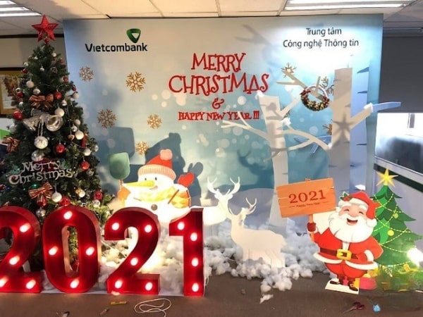 Mẫu backdrop giang sinh của ngân hàng Vietcombank