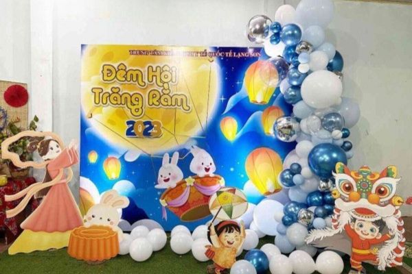 Backdrop Trung Thu cho trường mầm non
