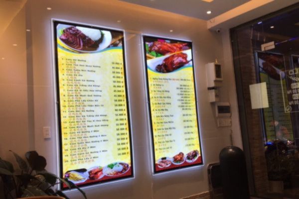 Quy trình làm bảng menu đèn LED treo tường