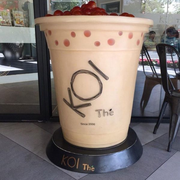 Hộp đèn ly trà sữa quán KOI The'