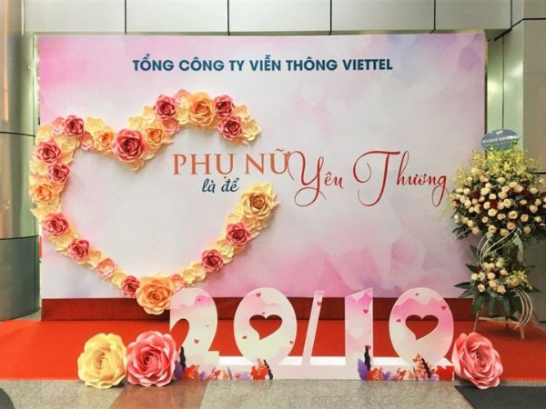 Dự án thi công backdrop 20-10 tại trung tâm thương mại