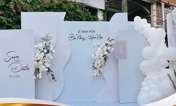 In backdrop check in giá rẻ