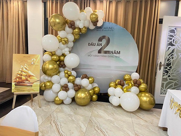 Mẫu backdrop sinh nhật công ty đẹp