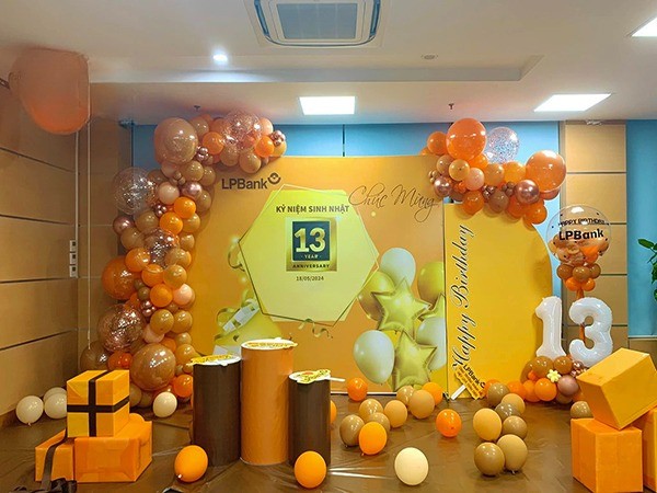 Mẫu background kỷ niệm thành lập công ty đẹp
