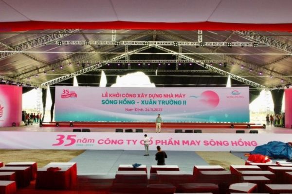Backdrop lễ khởi công xây dựng nhà máy