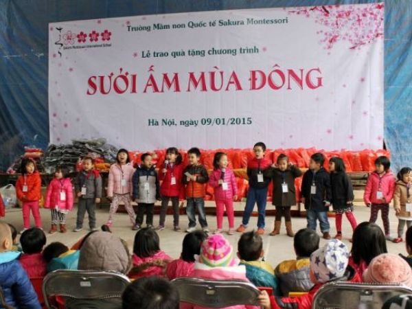 Mẫu backdrop từ thiện Sưởi ấm mùa đông cho các bé vùng cao