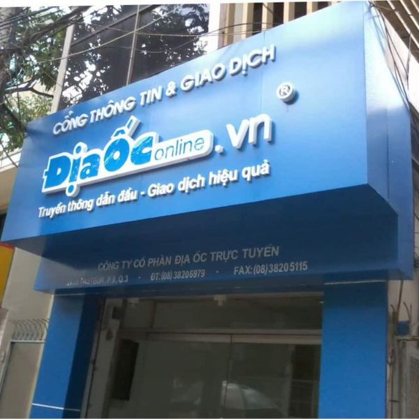 Làm bảng hiệu Alu ốp mặt tiền Sàn Địa Ốc