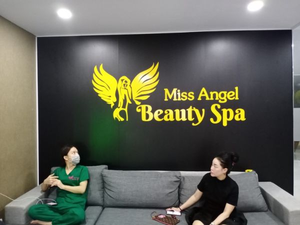 Làm bảng hiệu quảng cáo Alu