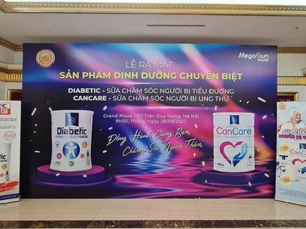 Backdrop lễ ra mắt sản phẩm dinh dưỡng chuyên biệt