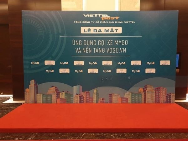 Backdrop lễ ra mắt ứng dụng gọi xe Mygo