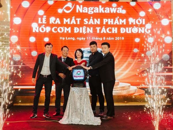 Thi công backdrop lễ ra mắt sản phẩm mới, độc đáo