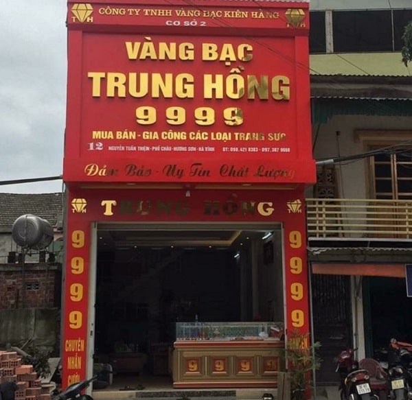 Báo giá bảng hiệu alu gương