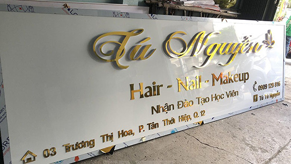 Làm bảng hiệu alu gương HCM