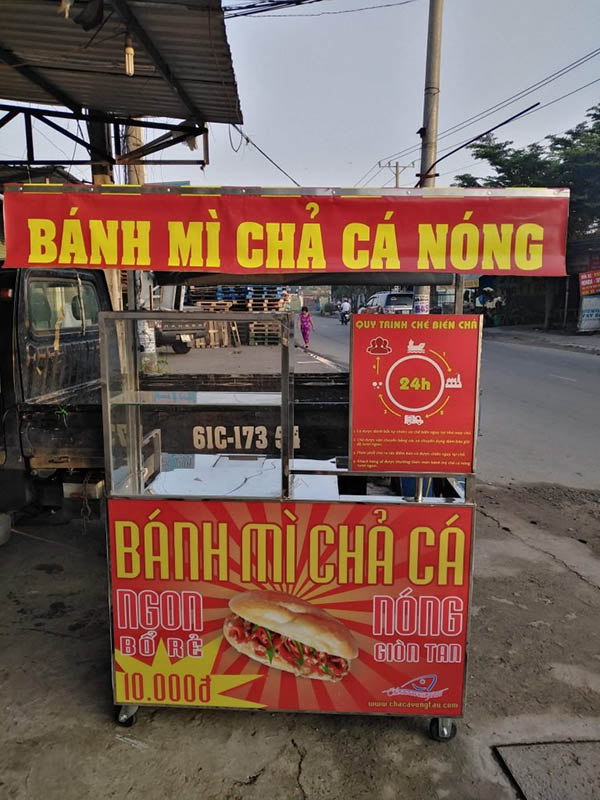Bảng hiệu bánh mì chả cá đẹp