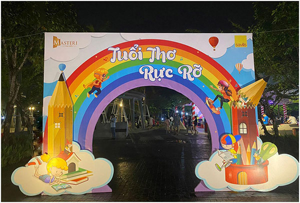 Mẫu backdrop 1/6 dạng cổng chào