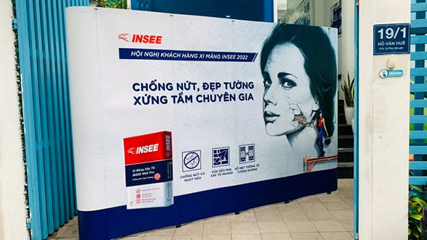 Mẫu backdrop di động hội nghị khách hàng