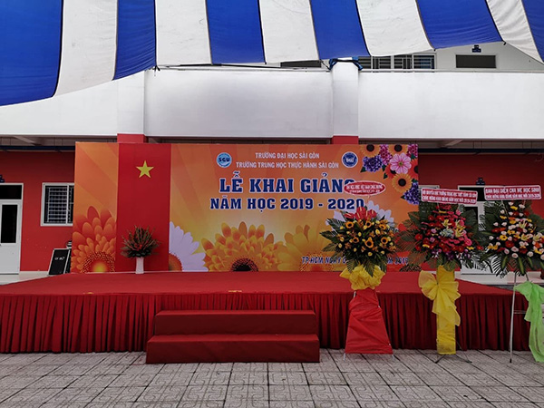 Mẫu backdrop hiflex lễ khai giảng
