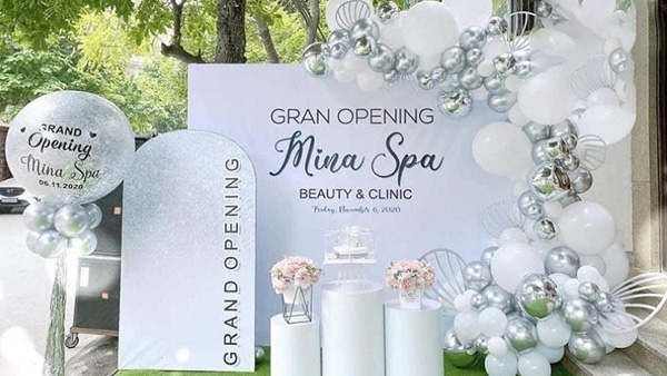 Mẫu backdrop grand opening tiệm Misa Spa ấn tượng