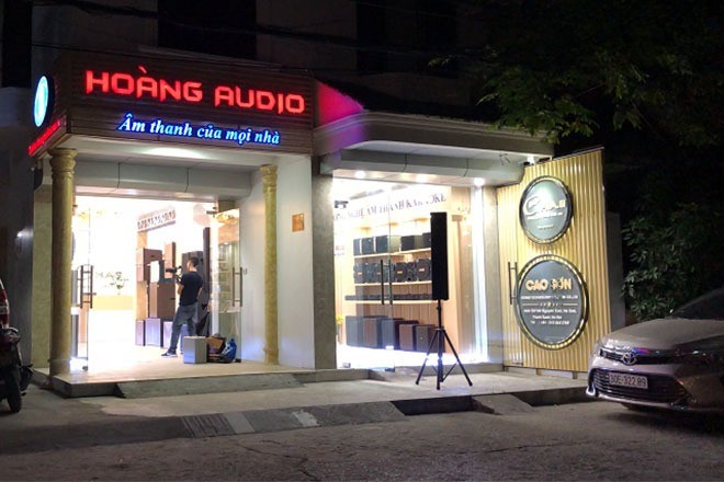 Mẫu bảng hiệu cửa hàng âm thanh chữ nổi hộp đèn