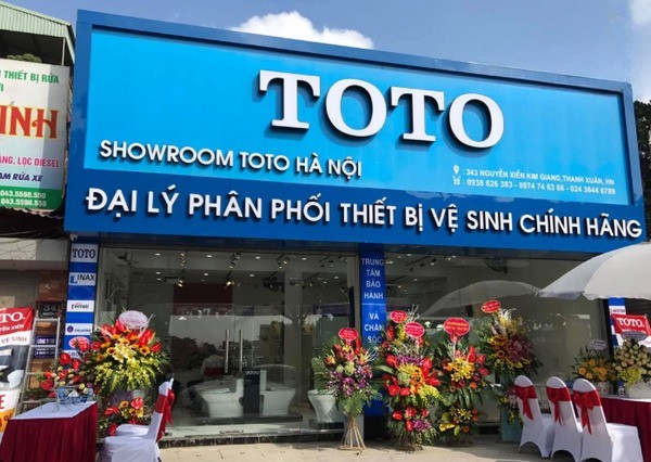 Mẫu bảng hiệu cửa h&agrave;ng thiết bị vệ sinh TOTO