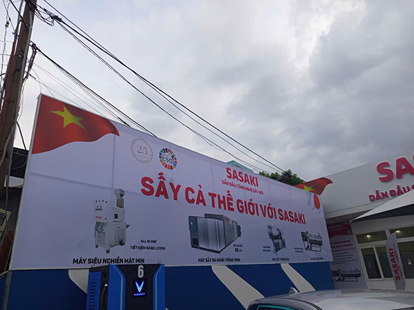 Làm bảng hiệu bạt hiflex showroom Sasaki