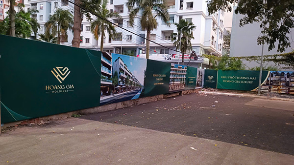 Làm hàng rào công trình hiflex trọn gói