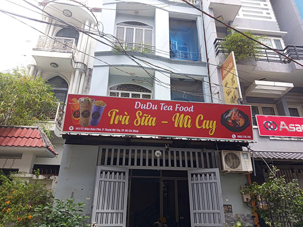 Làm bảng hiệu hiflex quán trà sữa - mì cay