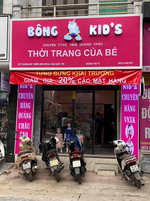 Mẫu bảng hiệu thời trang của b&eacute; B&ocirc;ng Kids