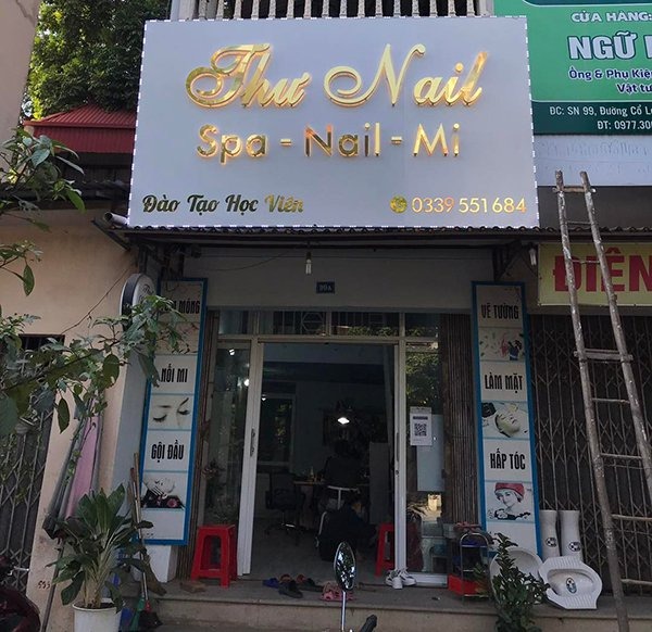 Thi c&ocirc;ng biển Alu thư Nail