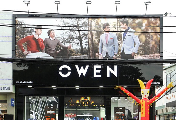 L&agrave;m bảng hiệu Alu cửa h&agrave;ng quần &aacute;o Owen
