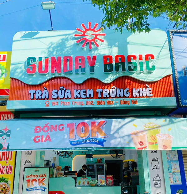 L&agrave;m bảng hiệu Alu qu&aacute;n tr&agrave; sữa Sunday