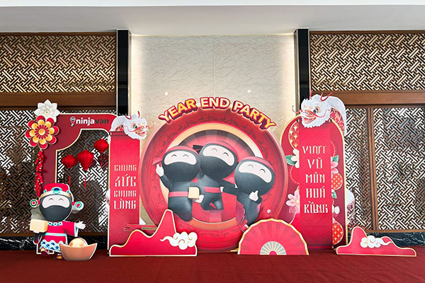Thi công backdrop year end party giá rẻ