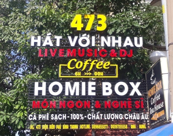 Mẫu bảng hiệu cafe chữ nổi Mica ấn tượng