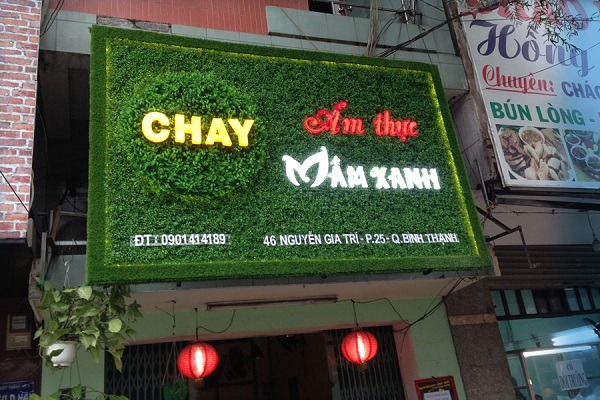 Mẫu bảng hiệu cỏ nhân tạo của hàng chay