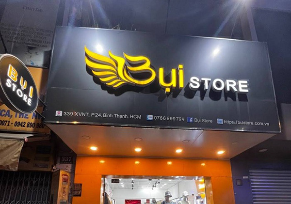 Mẫu bảng hiệu shop quần áo nam Bụi Store