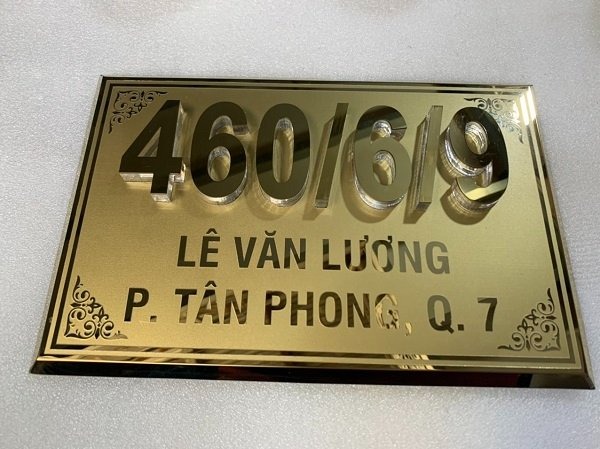 Mẫu biển số nhà chữ nổi bằng đồng sang trọng