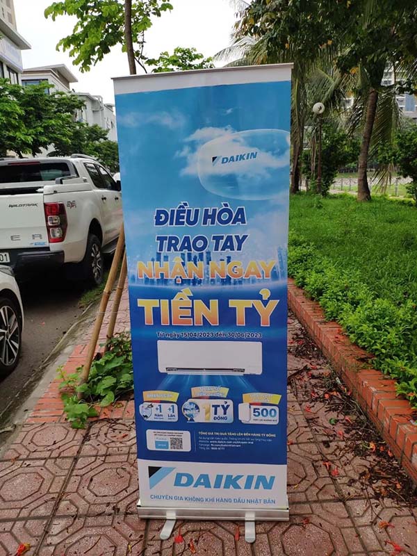 Dịch vụ in standee quảng cáo uy tín tại TPHCM