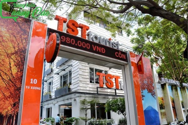 Bảng hiệu dịch vụ du lịch đẹp TST tourist