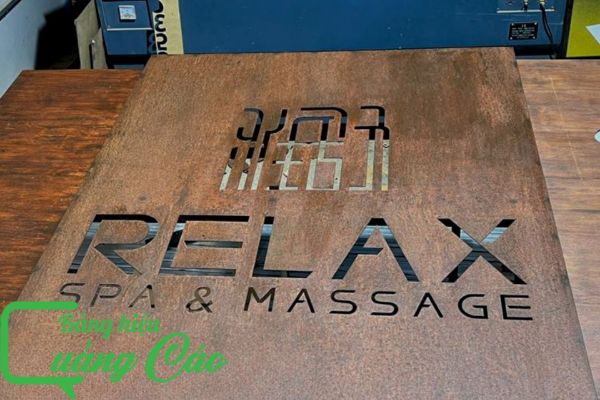 Bảng hiệu massage Relax phong cách vintage