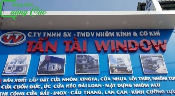 Bảng hiệu nhôm kinh bằng alu Tấn Tài Window