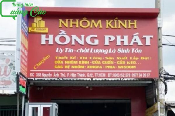Bảng hiệu nhôm kính bằng mica Hồng Phát