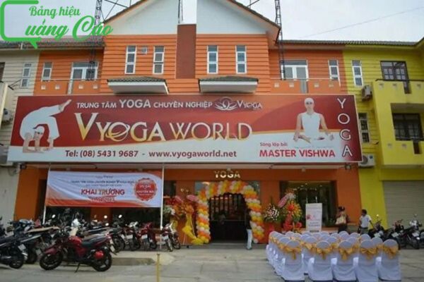 Mẫu bảng hiệu yoga Vyoga World
