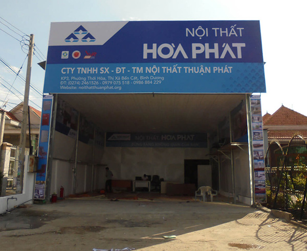 Mẫu biển quảng c&aacute;o nội thất in bạt Hiflex gi&aacute; rẻ