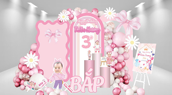 Mẫu backdrop sinh nhật b&eacute; g&aacute;i độc đ&aacute;o, dễ thương