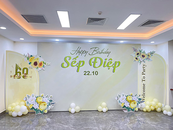 Mẫu backdrop ch&uacute;c mừng sinh nhật sếp đẹp