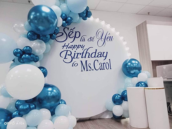 Mẫu ph&ocirc;ng nền sinh nhật sếp đẹp