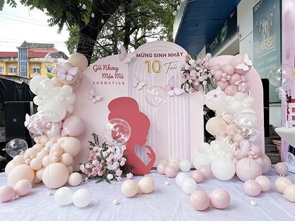 Mẫu backdrop ch&uacute;c mừng sinh nhật 10 tuổi