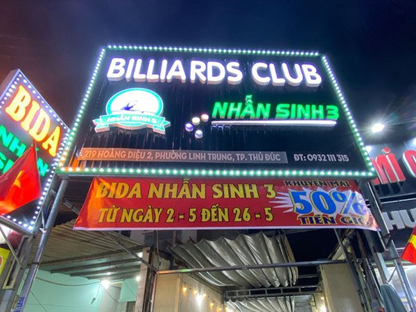 Mẫu bảng hiệu bida chữ nổi trên nền tôn sáng đèn nổi bật