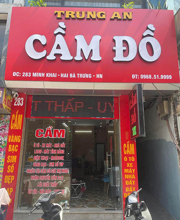 Mẫu bảng hiệu tiềm cầm đồ đen LED thu h&uacute;t