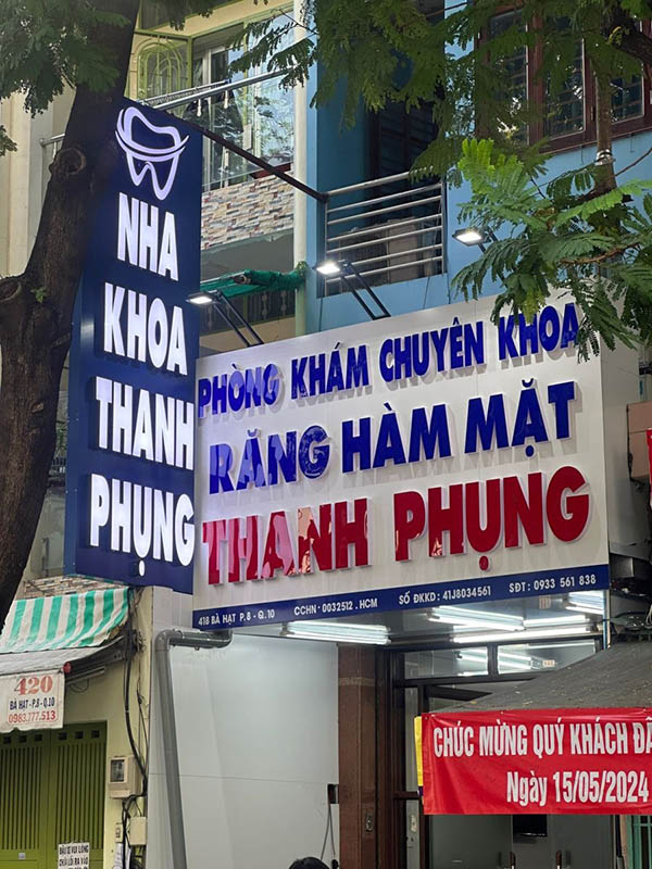 Thi công và thiết kế bảng hiệu nha khoa Thanh Phụng